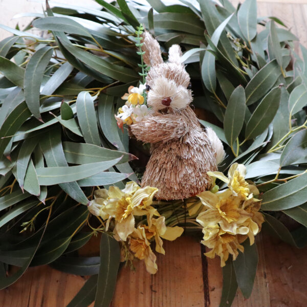 How to make an Easy DIY Easter Wreath